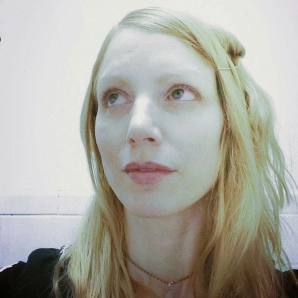 Meet your Posher, Lucy - Picture 1 of 2